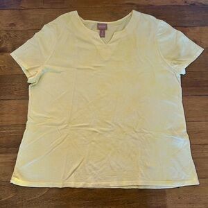 Chico's Soft and subtle Tie Dye Lemon Short Sleeve Basic Tee Closet Staple